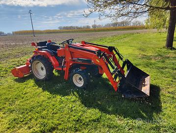 Kubota ASTE A175 con caricatore frontale