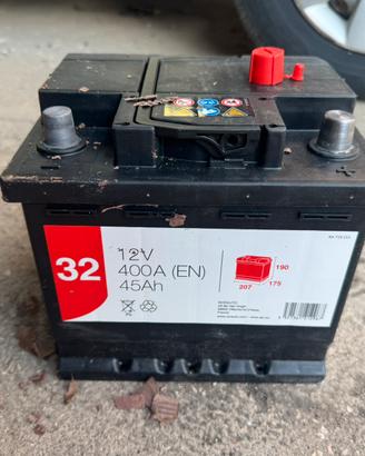 Batteria Auto Norauto N. 32 (12V 45Ah 400A)