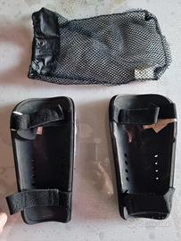 scarpette calcetto e parastinchi