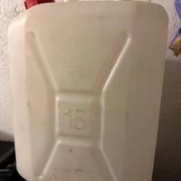 Taniche in plastica per alimenti