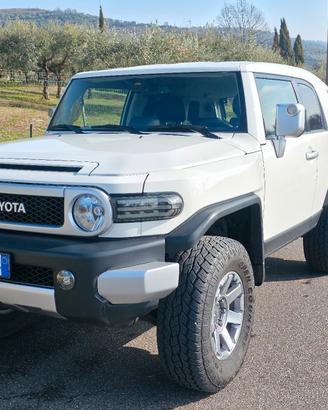 Toyota FJ Cruiser 2014
