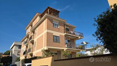 Appartamento piano terra con box auto