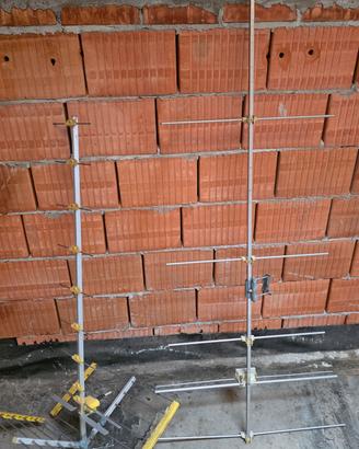 Antenna digitale terrestre televisione due bande