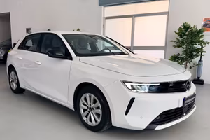 Opel Astra 1.5 Turbo Diesel 130 CV Aziendale Editi