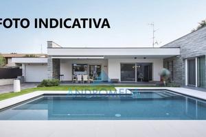 Immobile di 1420 m² a Sant'Antimo