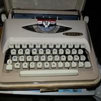Macchina da scrivere