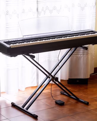 Digital piano Yamaha P-85