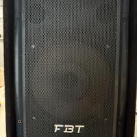 Cassa fbt attiva (amplificata)  o passiva