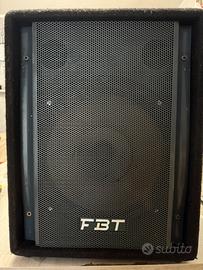 Cassa fbt attiva (amplificata)  o passiva