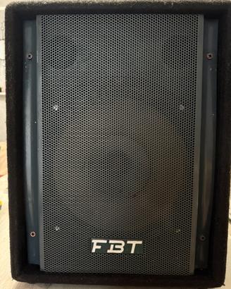 Cassa fbt attiva (amplificata)  o passiva