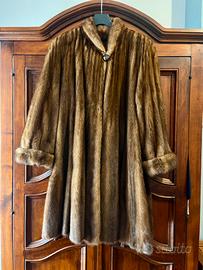 Pelliccia di visone selvaggio siberiano