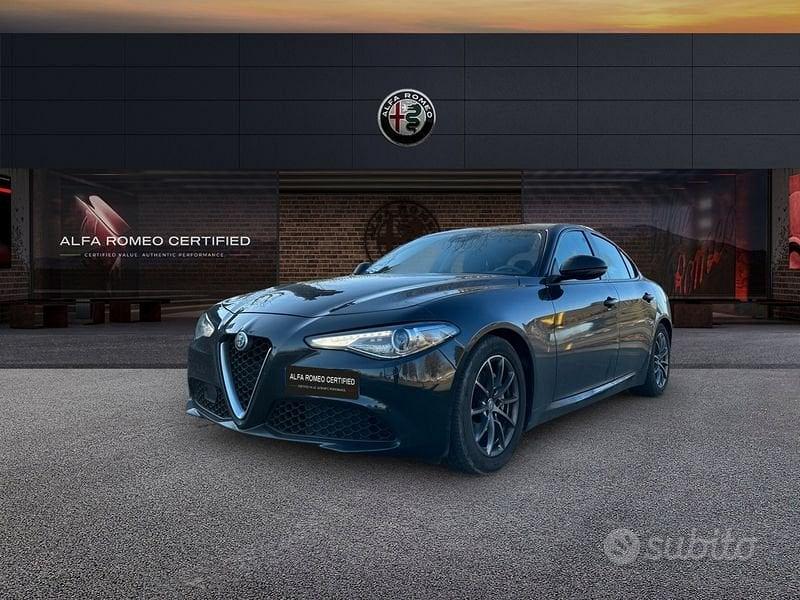 Alfa Romeo Giulia 2.2 diesel: guida agli accessori segreti