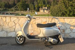Vespa 150 LX