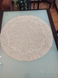 Centrotavola in pizzo cantú