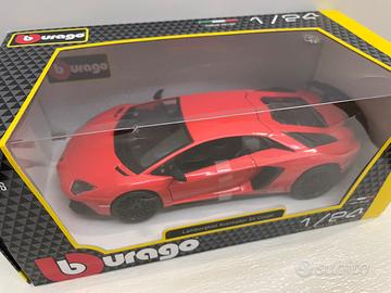 Lamborghini Aventador SV - Burago 1/24