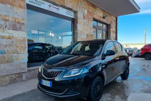 Lancia Ypsilon 1.0 FireFly 5 porte S&S Hybrid Silv