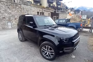 LAND ROVER DEFENDER 90 X-DYNAMIC SE 3.0 MHEV  2022