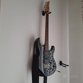 chitarra elettrica Yamaha ERG 121