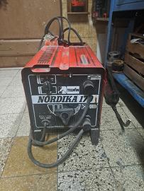 Saldatrice Nordika a elettrodi ,accessori compresi