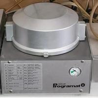 FORNO IVOCLAR P20 CON POMPA DEL VUOTO