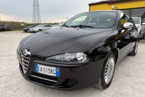 Alfa Romeo 147 1.6 16V TS (105) 5 porte Moving Uni