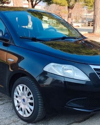 Lancia Ypsilon 1.2 km 45.226