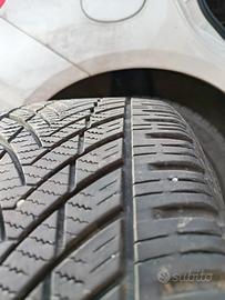 Gomme 215/40/17 4 Stagioni