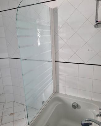 Paratia bagno