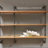 Mensole in legno con strutture in ferro