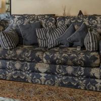 Coppia di divani fantasia blu e panna