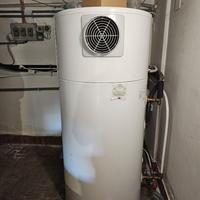 PLEION Pompa di calore aria-acqua JET 200