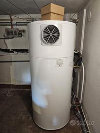 PLEION Pompa di calore aria-acqua JET 200