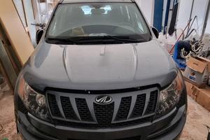 Mahindra xuv500 - 2015
