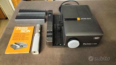 PROIETTORE PER DIAPOSITIVE