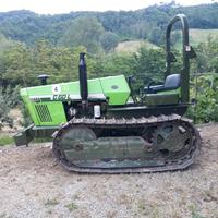 trattore agricolo cingolato