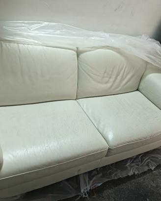 Divano in pelle