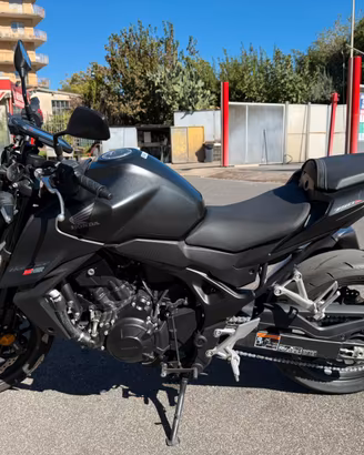 Honda Hornet 750 TRATTABILE
