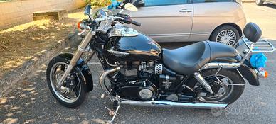 Triumph SpeedMaster - 2010