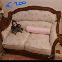 Divanetto con radica