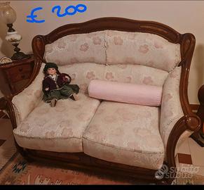 Divanetto con radica