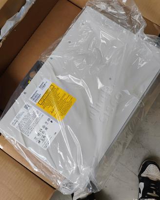 Switch Cisco Catalyst C9200L-48P-4G Nuovo