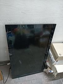 TV  uppleva 32 pollici perfettamente funzionante