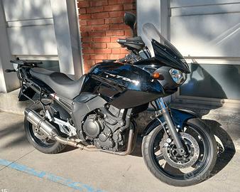 YAMAHA TDM 900