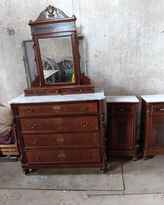 CASSETTONE E DUE COMODINI