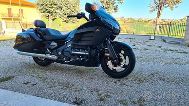 Honda GL 1800 Gold Wing - 2014