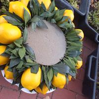 3 centrotavola:  limoni,  foglie: 40 cm diametro