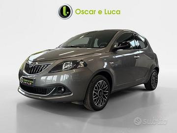 Lancia Ypsilon 1.0 Hybrid 70cv Gold