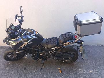 Moto Benelli TRK 702 - Km 8.560