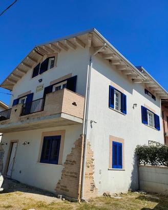 Appartamento in casa bifamiliare