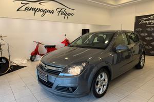 Opel Astra 1.9 CDTI 120CV 5 porte Cosmo